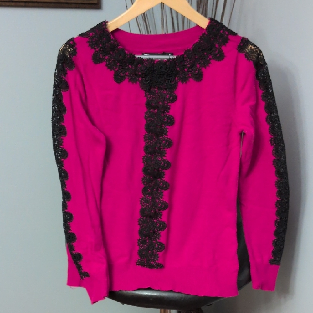 7th Avenue New York and Company Pink Sweater with Black Embroidered Lace